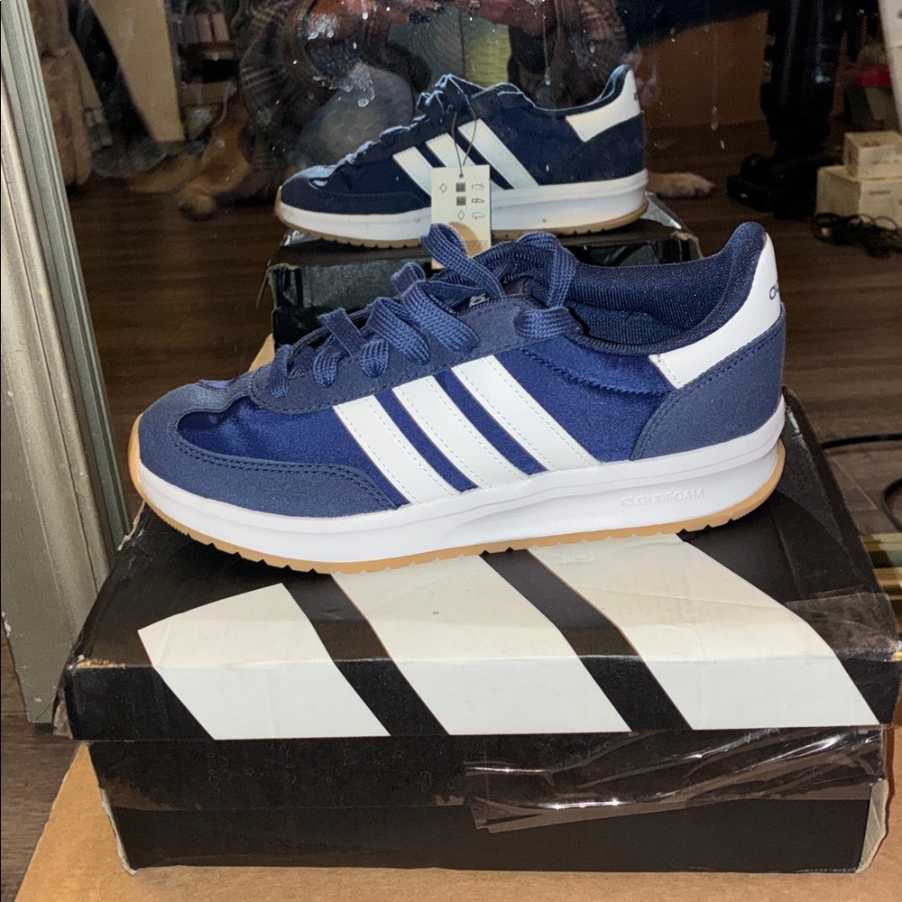 BOYS' ADIDAS BIG KID RUN 70'S 2.0
SNEAKERS